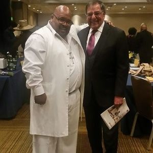 Meet your Posher, Teddy